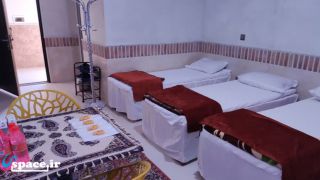 نمای داخلی اتاق های 3 تخته اقامتگاه برکه کویری احمد - آران و بیدگل - کیلومتر 8 جاده مرنجاب